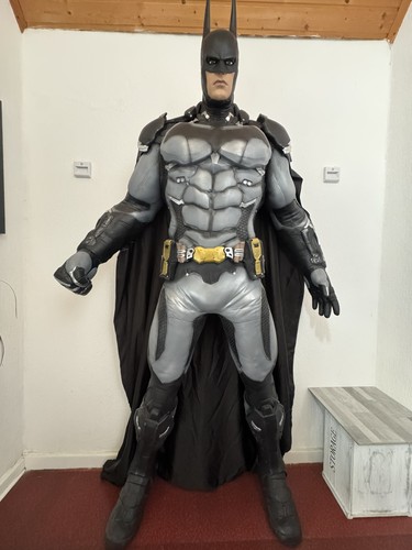 Arkham knight batman statue - arkham,