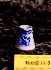 toller alter Keramikkrug