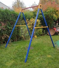 Kettler Schaukel Gerüst, klassische Farben Rot, Gelb, Blau