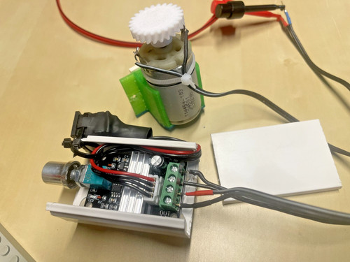 Motor mit - motor, 9v