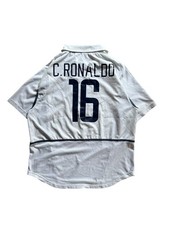 02/04 Nike Portugal Nationalmannschaft Away Nr.16 Cristiano Ronaldo