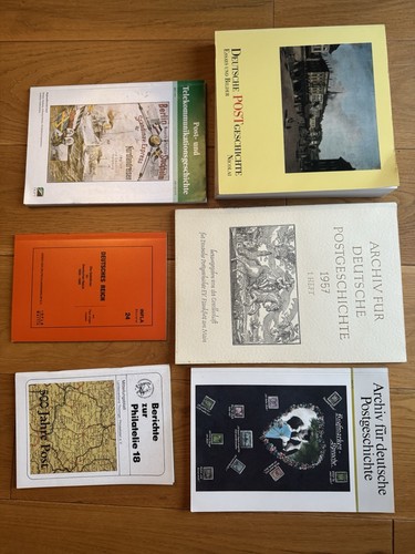 Bücher und hefte zur - 6,
