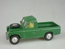 Corgi Toys Land Rover 109 W.B