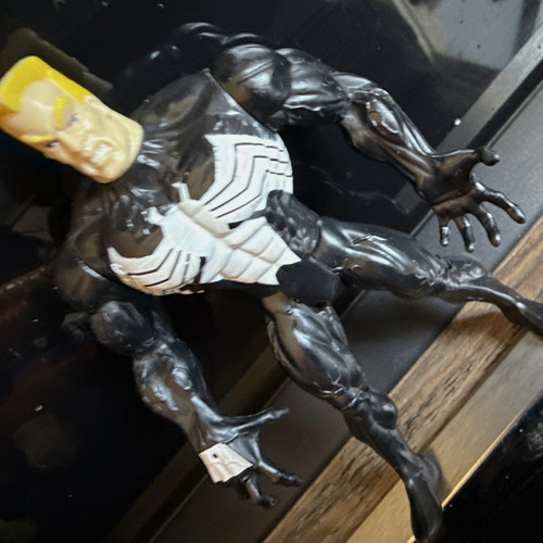 Venom action figur aus - action-figur,