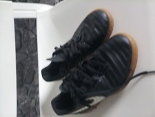 Hallenschuhe Nike Gr 37,5