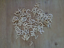 Holz-Buchstaben  104 Stück