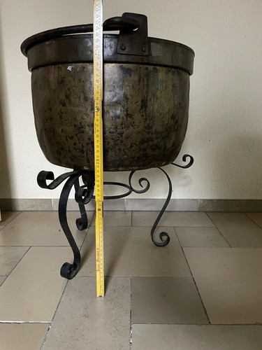 Großer kupferkessel mit - großer,
