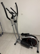 CROSSTRAINER