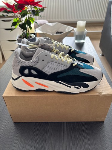 Adidas yeezy boost - yeezy,