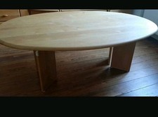 OVALER COUTSCHTISCH ERLE MASSIV