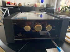 HiEnd Vollverstärker mit separatem Energieteil