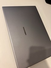 Medion Laptop R7 3700U 8GB+512GB SS Notebook grau Silber schwarze Tastatur