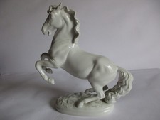 AUFSTEIGENDES PFERD AUGARTEN WIEN HENGSTZPORZELLAN FIGUR WILD HORSE 1732 JARL