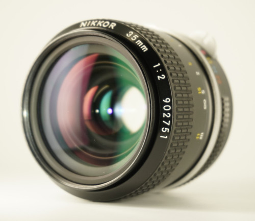 Nikon neues nikkor - 35mm, f/2