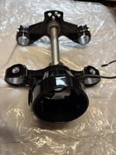 Indian Scout Gabelbrücke Vorne Mit Tachohalter