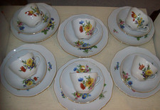 Triptis Porzellan 6 x Gedeck je 3-teilig mit  bunten Blumen Bukett Bouquet