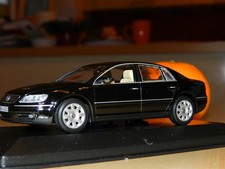 VW Phaeton  1:43 TOP Zustand