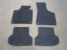Gummimatten vorne + hinten AUDI A3 S3 8P Fußmatten Matten