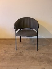 4x grauer Armlehnstuhl, Microfaser, Eisengestell