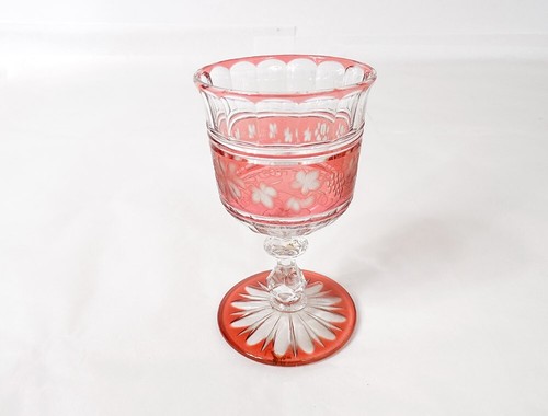 Kristallglas mit blumenmuster - kristallglas,