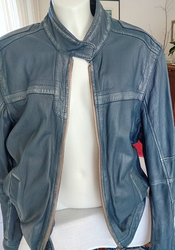 Sportliche herren lederjacke - sportliche,