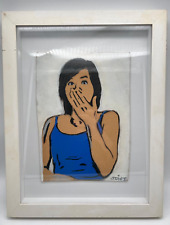 Pop-Art/Graffiti. Kohlestift, Spray und Acrylfarbe. Mädel in blauer Bluse