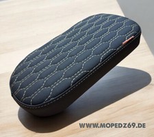 Sitzbank mit Wabenmuster kurz