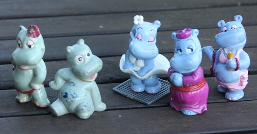 Happy hippos - x,