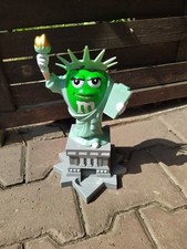 M&M World Statue of Ms Liberty Dispenser Freiheitsstatue 28 cm