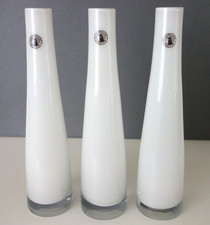 3 moderne IKEA Vasen weiß Milchglas handgemacht Höhe 23 cm