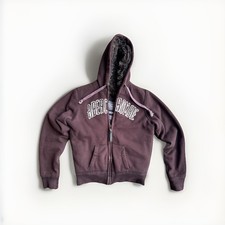 Abercrombie & Fitch Wolf Jaw