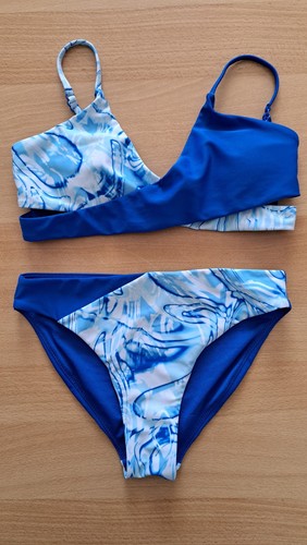 Bikinis 158 164 - , gr.