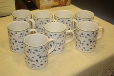 Flirt by R & B Choices 1 von 8 Becher Kaffee blaue Blümchen