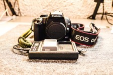 Canon EOS 1000D Spiegelreflexkamera DSLR digital Body Gehäuse (Canon EF)