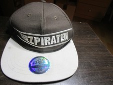 FC ST. PAULI  KIEZPIRATEN  Basecap für kleine Piraten verstellbar Brau /Weiß NEU