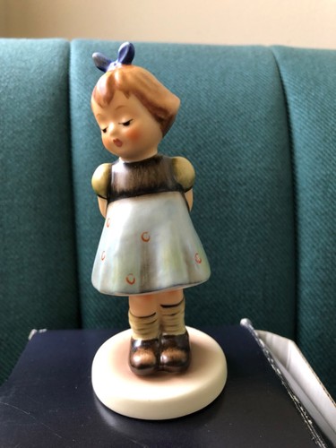 Hummel club figurine - hummel,