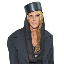 Anna Dello Russo (Black