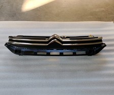 Original Citroen Kühlergrill C3 III ab 2017 Front Grill 9812063477 Chrom Winkel 