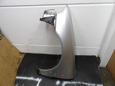 Audi A4 B5 Kotflügel Silber LY7T Vorne Links Bj.1995