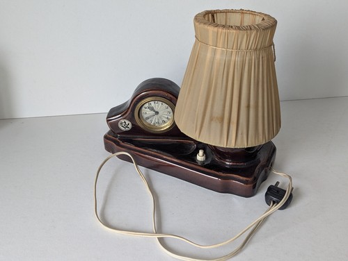 Alte tischlampe aus keramik - alte,