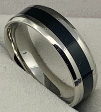Silberring mit schwarzem Inlay
