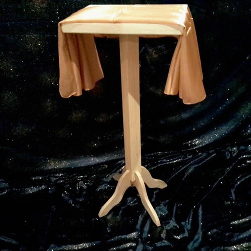 Schwebender tisch zaubertrick - tisch,,