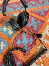 Behringer HLC660M Kopfhörer mit Mikrofon, guter Zustand und Sound