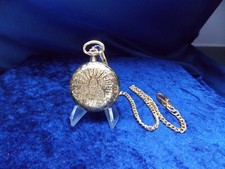 Sprungdeckeltaschenuhr, goldfarben, "Maurisch", elegant, Karabiner-Kette