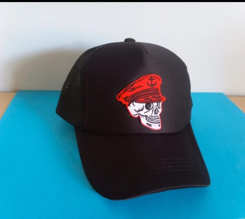 Schwarze netzmütze mit - schwarze,
