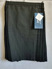 Banner schwarz plissiert