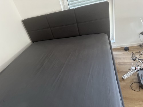 Bettgestell stabil und - und, ohne
