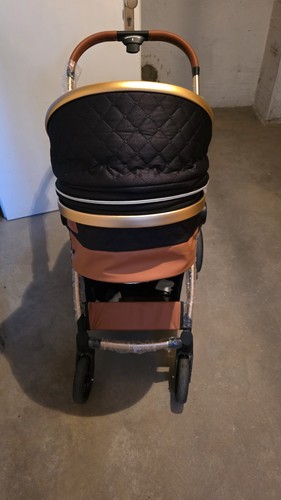 Luxury baby stroller - 3-in-1,