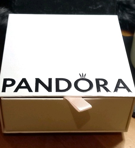 Pandora geschenkbox 9x9x4cm - geschenkbox,