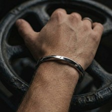 Eleganter Armreif / Armring